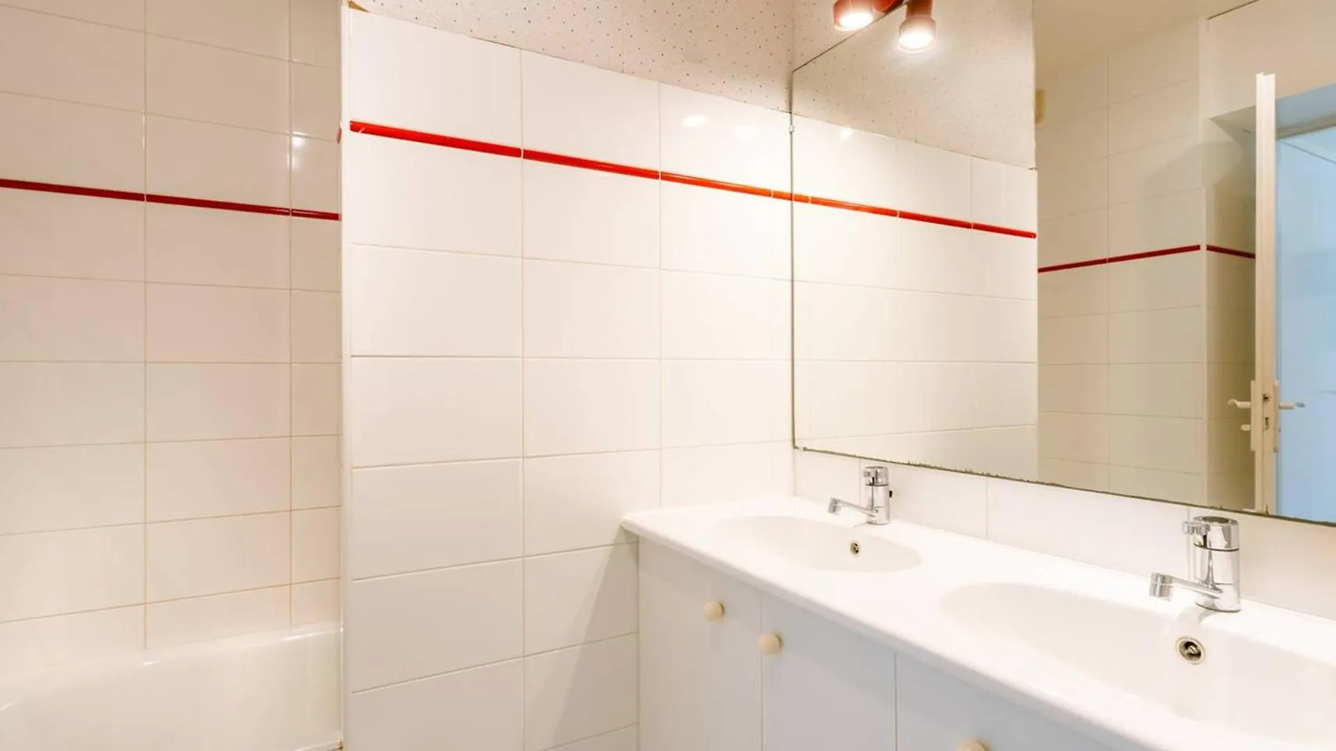 Bel Appart 3 Pieces A 150M De La Plage, Balcon Sud, Garage, Pour 6 Pers. - Fr-1-477-206 Carnac Apartment