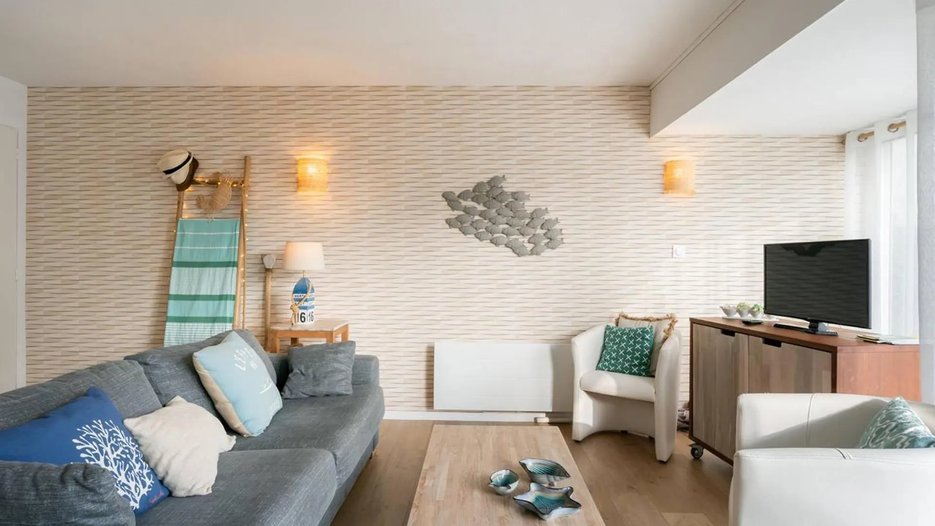 Bel Appart 3 Pieces A 150M De La Plage, Balcon Sud, Garage, Pour 6 Pers. - Fr-1-477-206 Carnac 0*,  France